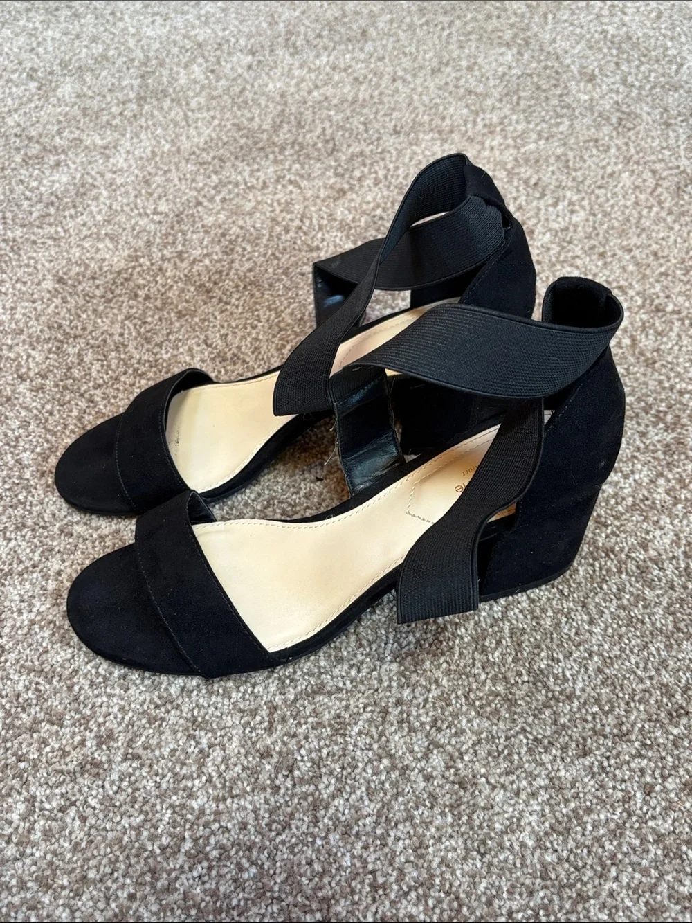 Liz Claiborne Black Cross-Strap Block Heel Sandals